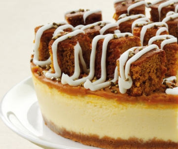 Gingerbread sparkle cheesecake