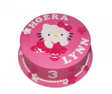 Hello Kitty roze 3D taart